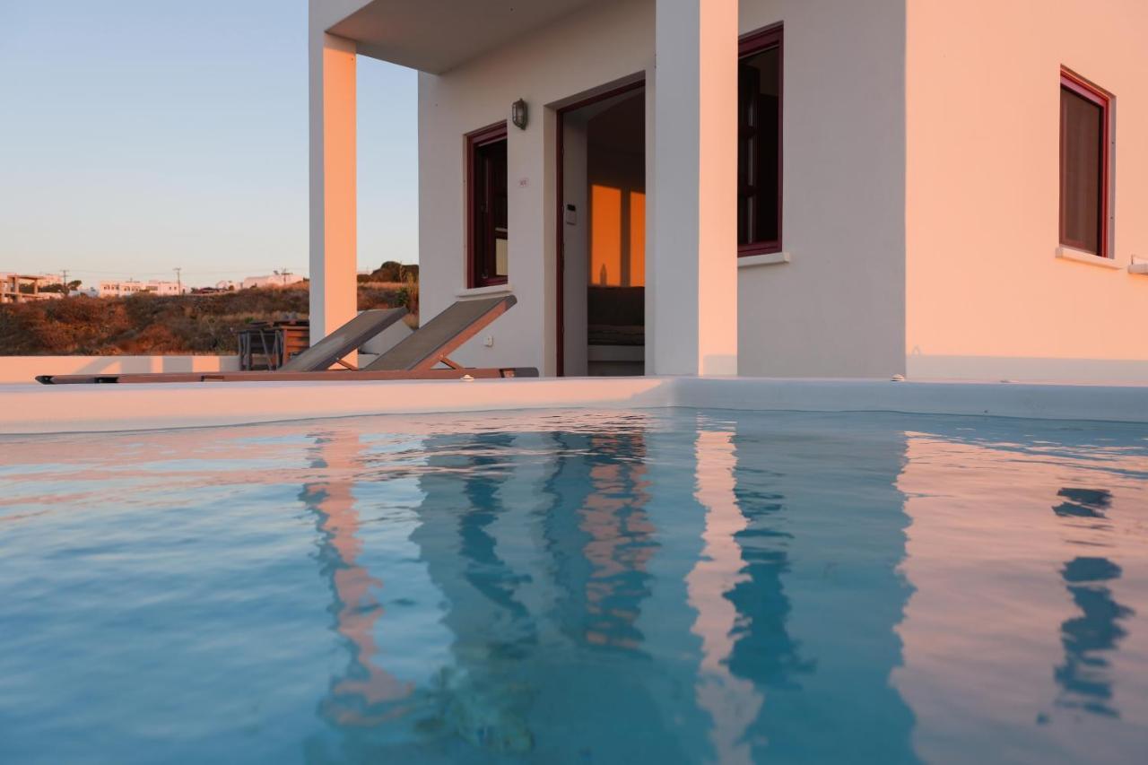 Aplada Suites Иа Екстериор снимка
