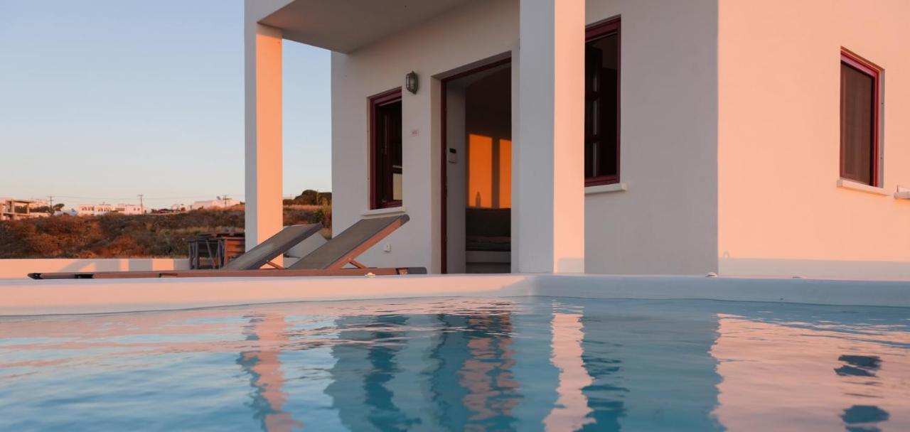 Aplada Suites Иа Екстериор снимка