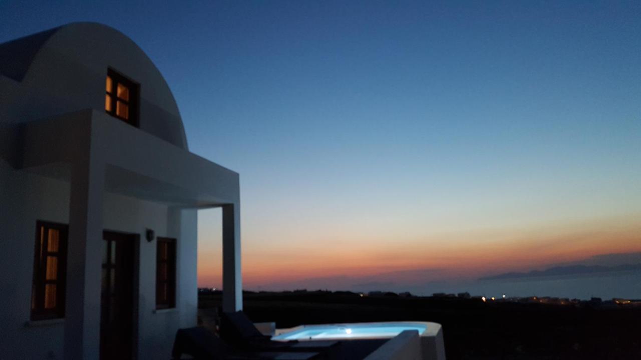 Aplada Suites Иа Екстериор снимка
